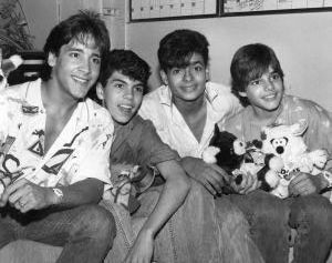 Ricky Martin, right w Menudo 1985 NYC.jpg
